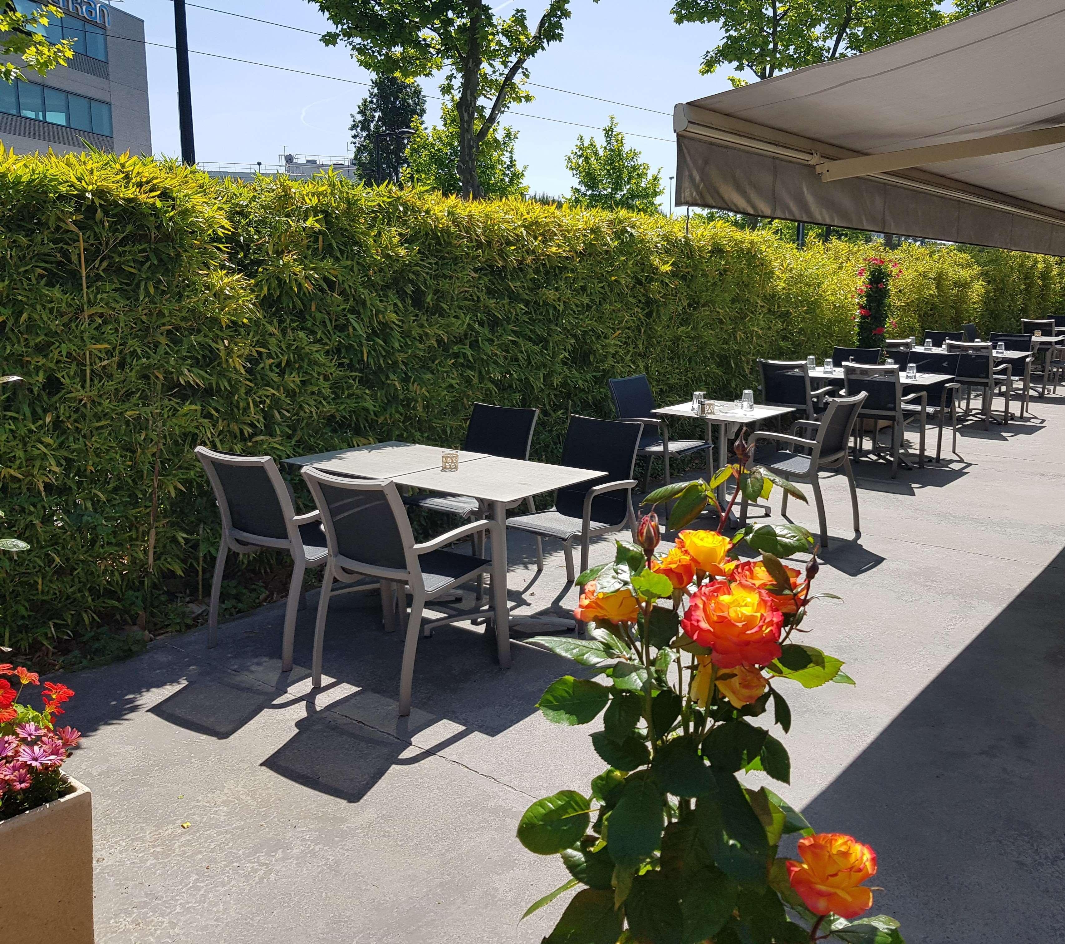 Hotel Campanile Toulouse - Blagnac Aeroport Exterior foto